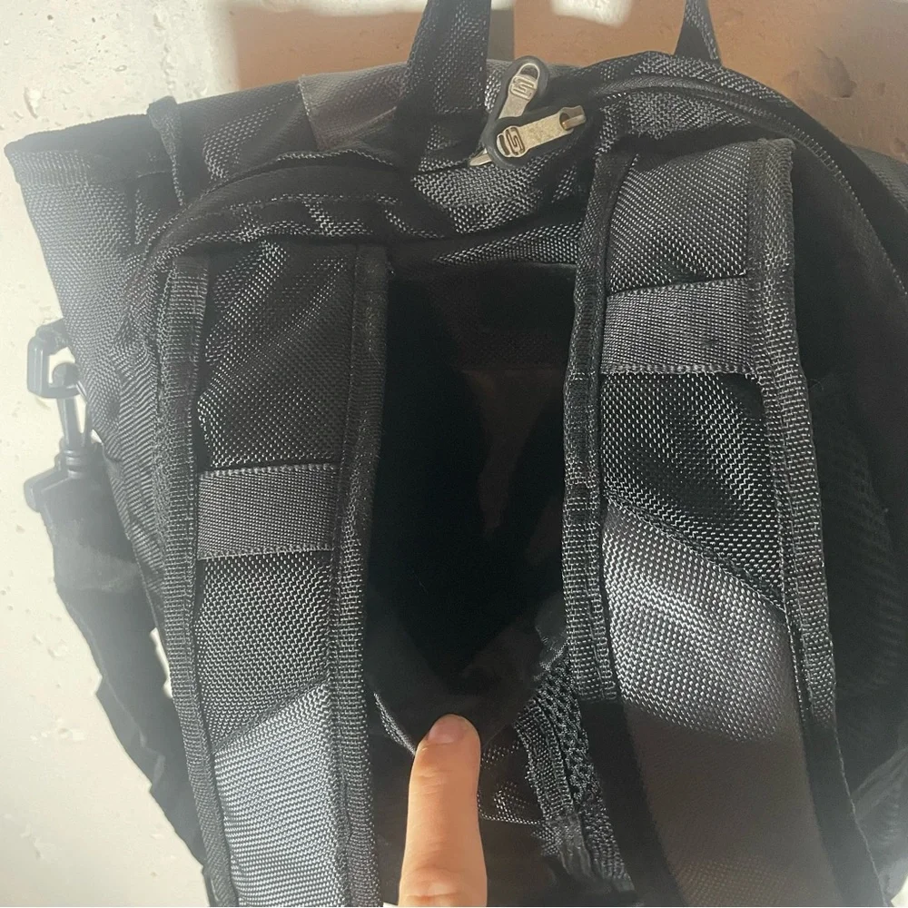 Solaire laptop backpack